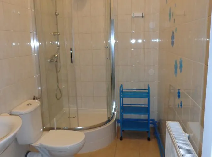 Lolek Хостел *